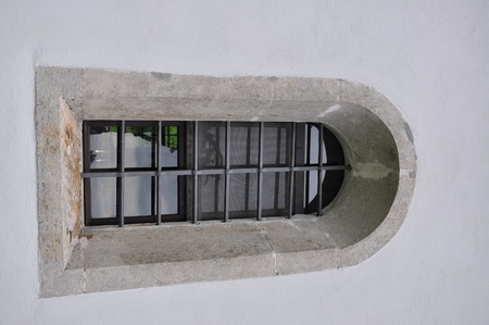 Okno z letnico 1630 (2)